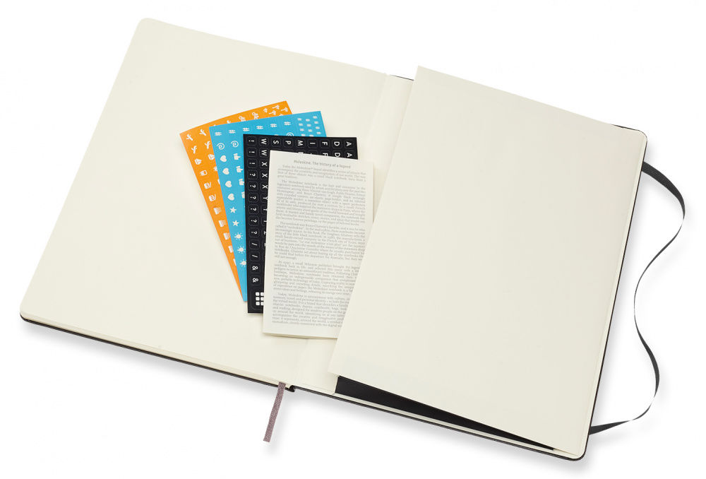 Еженедельник Moleskine CLASSIC WKNT XL 190х250мм 144стр. черный